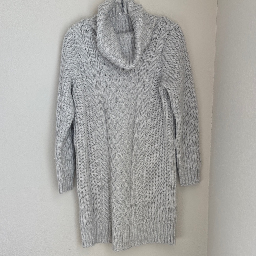 Banana Republic women’s Soft Gray Cable Knit Mini Dress Size XL